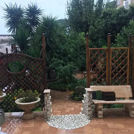 Il Giardino Di Daphne Nápoles