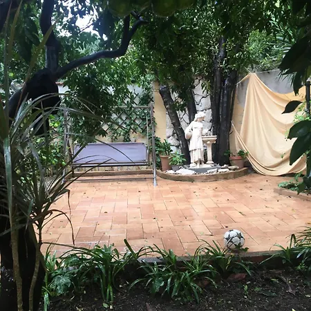 Il Giardino Di Daphne Bed & Breakfast